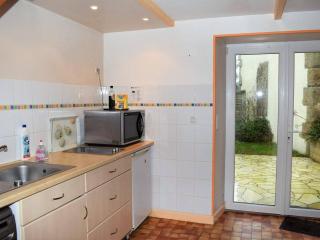 Maison bretonne avec cour fleurie, WIFI et vélos à 1,4 km des plages à Trébeurden - FR-1-368-71 - Trébeurden - 1