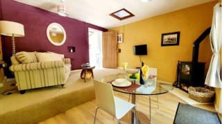 The Annexe - 8