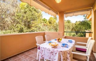 2 Bedroom Amazing Apartment In Marbella - Marbella - 9
