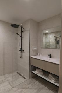 Threeland Hotel - 6