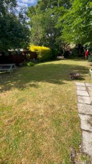 Acacia Cottage - Halstead - 2