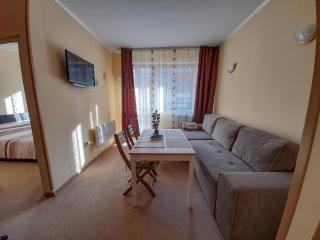 Poppy Apartments near Gondola Bansko - Bansko - 0