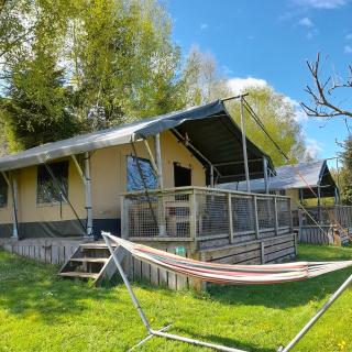 Chalet et mobil homes dans la montagne au Camping les Sapins - Camurac - 6