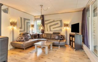 Amazing Home In Vlagtwedde With Jacuzzi - 8