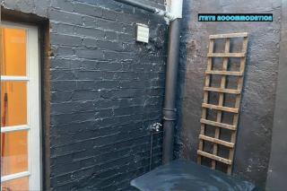 80's RETRO 1Bed Studio Apartment with Private Garden - 1