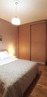 Modern home, 6' from the Metro - Atene - 5