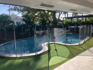 Premium Miami Villa Resort Pool, Golf & BB Court L05 - 2