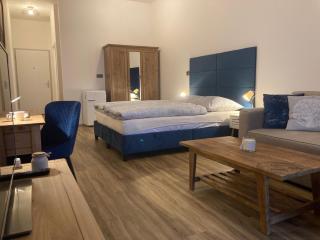 Komfortný apartmán A407 v centre NR, bez kuchyne, parkovisko zdarma - Nitra - 9