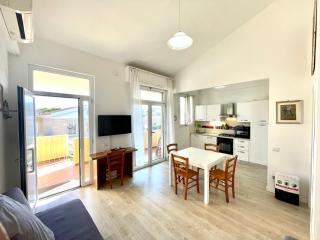 Villa Poetto Beach by Home and Experience , Cagliari, Poetto - Cagliari - 4