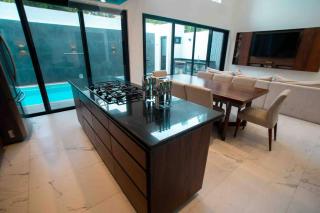 Casa Moderna de 4 Pisos Con Rooftop Vista Al Mar - Isla Mujeres - 8
