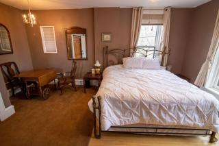 Pope House - Hist. Mansion - The Gold Rush Suite - Helena - 1