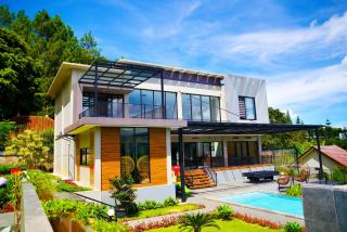Royal Hill Villa Cisarua Puncak - Puncak - 7