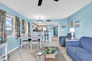 2BR Oceanfront Atlantica Condo near Boardwalk - Myrtle Beach - 5