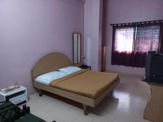 Hotel Yatrik - Nashik - 0