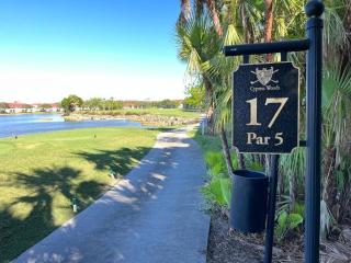 Beautiful 2 bedroom condo w/ Golf Membership Included - Naples - 7