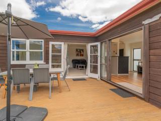 Beach House on Hetherington - Whangamata Home - Whangamata - 9