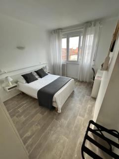 Hotel Joly - 1