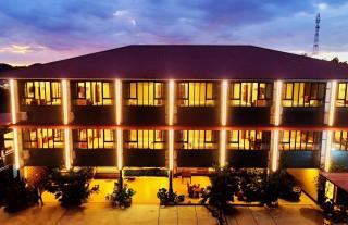 Evergreen Hill Resort - - 4