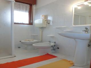 Cozy flat in residence with swimming pool-Beahost - Bibione - 2