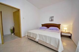 Holiday home in Gornje Tucepi 6625 - Tučepi - 1