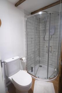 Rose Hideaway - Forest of Dean Cosy Cabin Retreat - Yorkley - 5