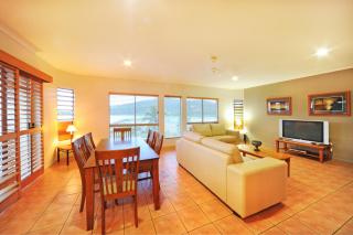 at Boathaven Bay Holiday Apartments - Airlie Beach - 1