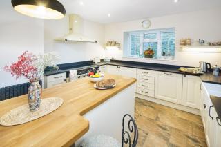 Ty Bledrws - family retreat near the Cardigan Bay coast - - 5