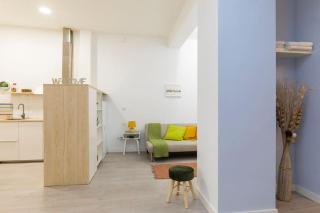 Moderno apartamento en casco histórico + desayuno! - Saragozza - 3