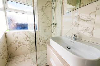 35a Howard Gardens - Cardiff City Centre - 6