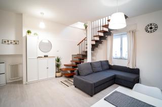 Dorderio 41 - private parking and self check-in - Brugherio - 2
