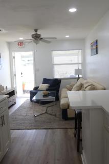 Hidden Oasis ** Stunning 2 BR ** Sunset Shores - West Palm Beach - 5