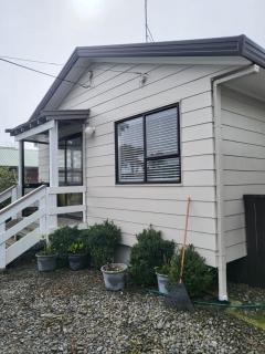 Orewa Cute, Cosy Cottage on Centreway! - 7