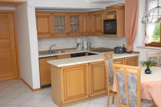 Oberbauernhof - Wohnung "Am Garten" -- Moderne FeWo im schönen Schwarzwaldhaus - Gutach - 3