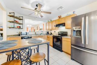 Colonial Palms - Gilbert - 1