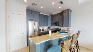 South Bay Beach Club #36 Penthouse - 3 Bedroom 3 Bathroom Unit - 7