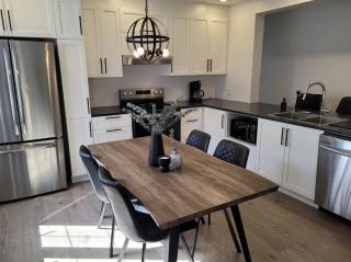 Free Parking, Beautiful 4 1/2-2 BR apartment - Montreal - 3