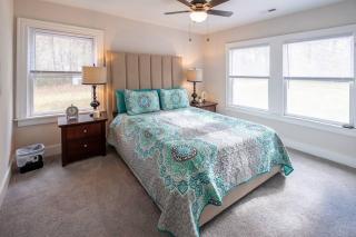The Bike Path House! Cozy 2 BR w/ Fireplace - Charles City - 4
