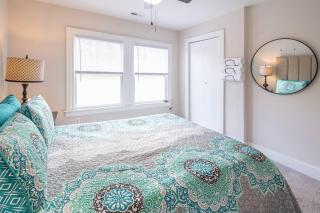 The Bike Path House! Cozy 2 BR w/ Fireplace - Charles City - 3