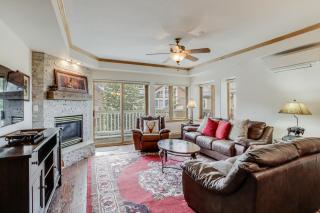 Luxurious 3 bedroom 3 bath condo! condo - 9