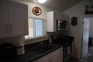 The Blue Lake Cabin! 1 min Walk to SnowPlay! - 1