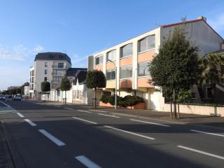 Studio Mezzanine Confortable Aux Sables-d'Olonne - Proche Plage et Marché Arago - FR-1-92-835 - Les Sables-dʼOlonne - 2