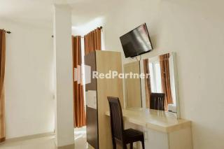 Radja Homestay Mitra RedDoorz - Pipulu - 3