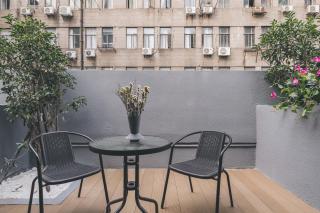 Atour Hotel On The Bund -People Square Pedestrian-Self-service free laundry-Free Night Snacks - 2