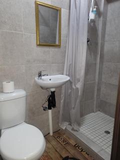 ALBATROSSWAYS LODGE - 1