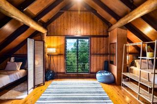 Treetops Sanctuary - Luxury Treehouse pole home - Jaggan - 8