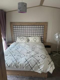 Luxury 6 Berth Caravan, Marton Mere - 3