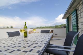 Holiday Home Bliss - Splitska - 1