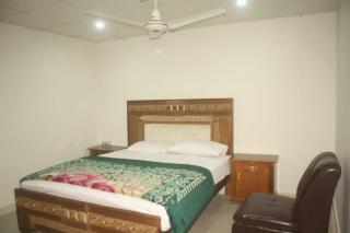Shadman Hotel - Lahore - 0