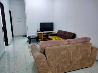 D'Haja 17 KLIA SEPANG with 2 Airconds & Wi-Fi - 7