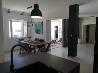 Holiday home in Selca with terrace, air conditioning, WiFi, washing machine 5094-1 - Selca - 5